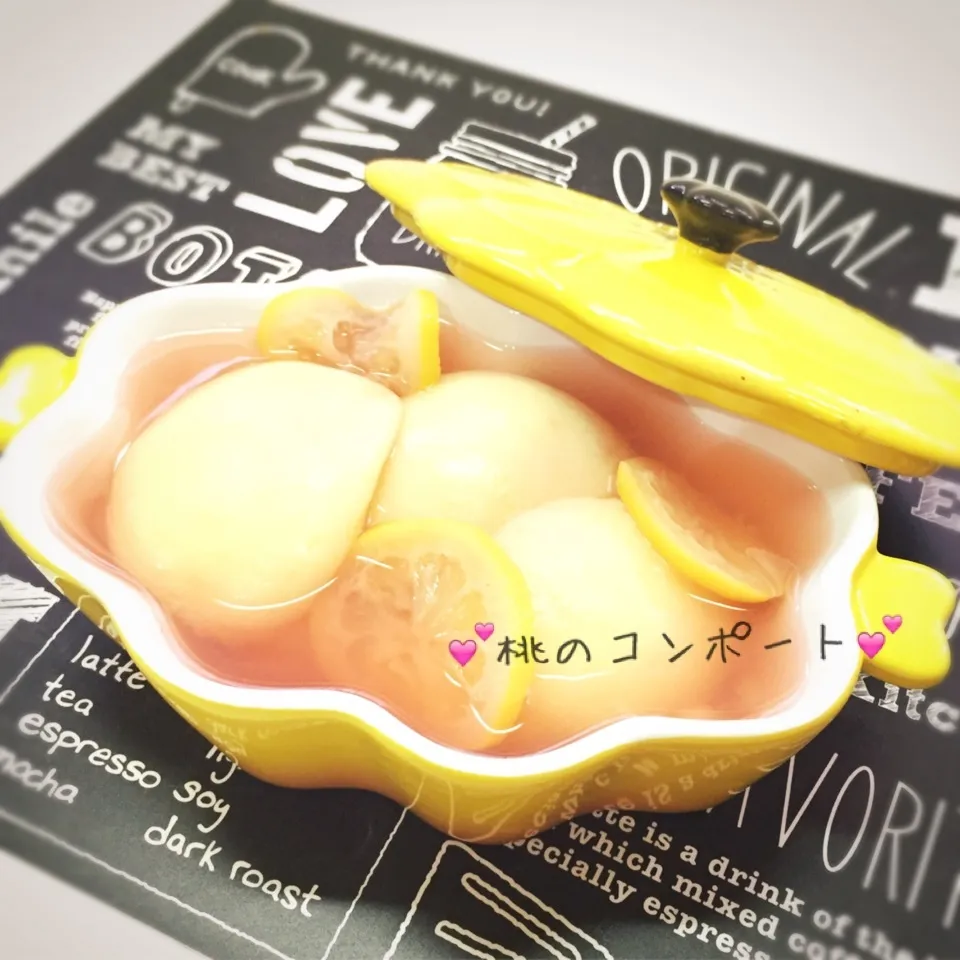 Snapdishの料理写真:♡季節の*桃deコンポート♡|ぷらっとさん