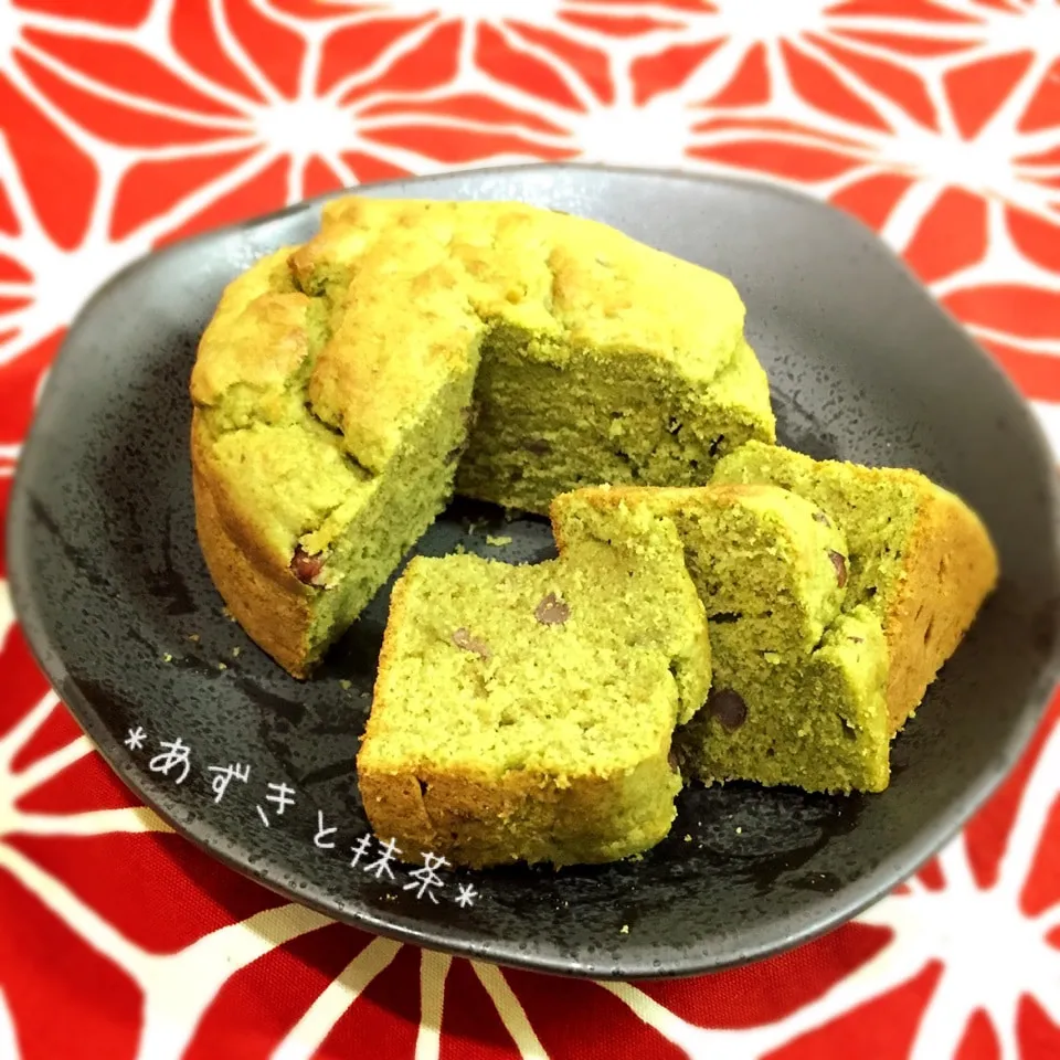 🌱優しい甘さの抹茶ケーキ(あずき風味)🌱|ぷらっとさん