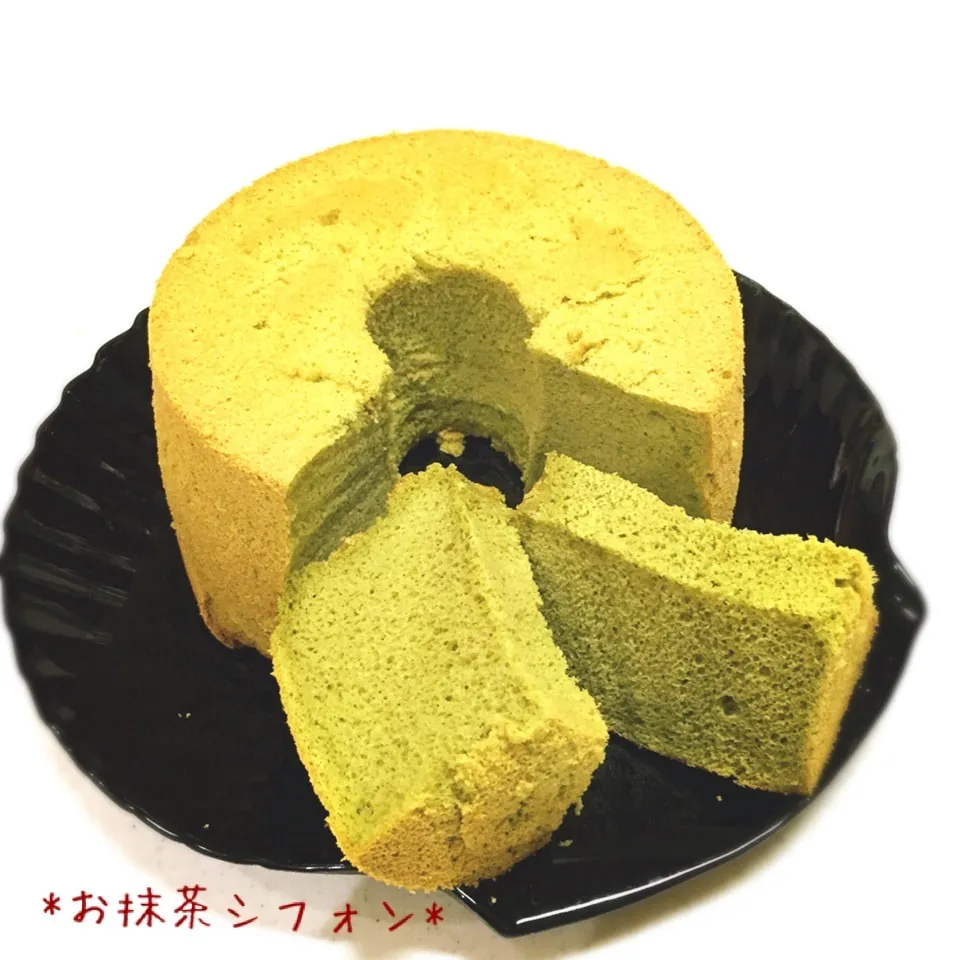 Snapdishの料理写真:【高加水でしっとりしゅわわぁ〜抹茶シフォン】|ぷらっとさん