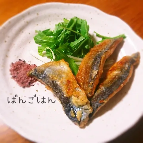 Snapdishの料理写真:カリカリふわふわ秋刀魚|cookieさん