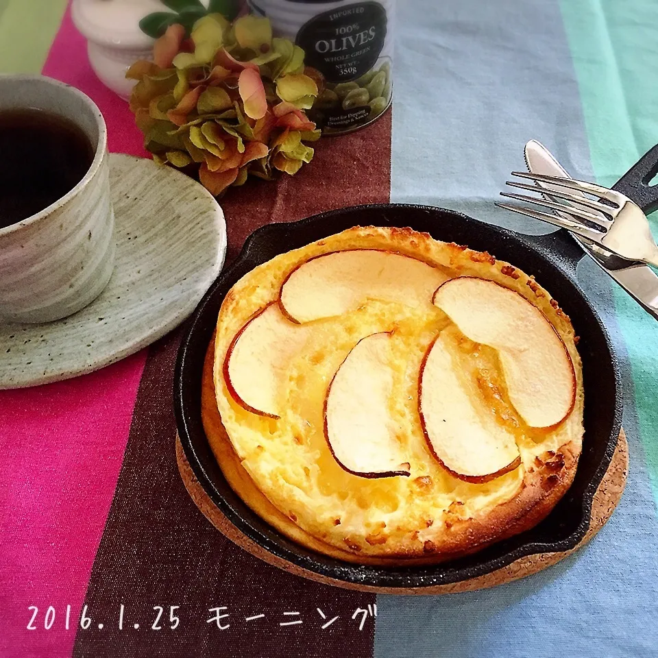 Snapdishの料理写真:アップルダッチベイビー|さくらさん