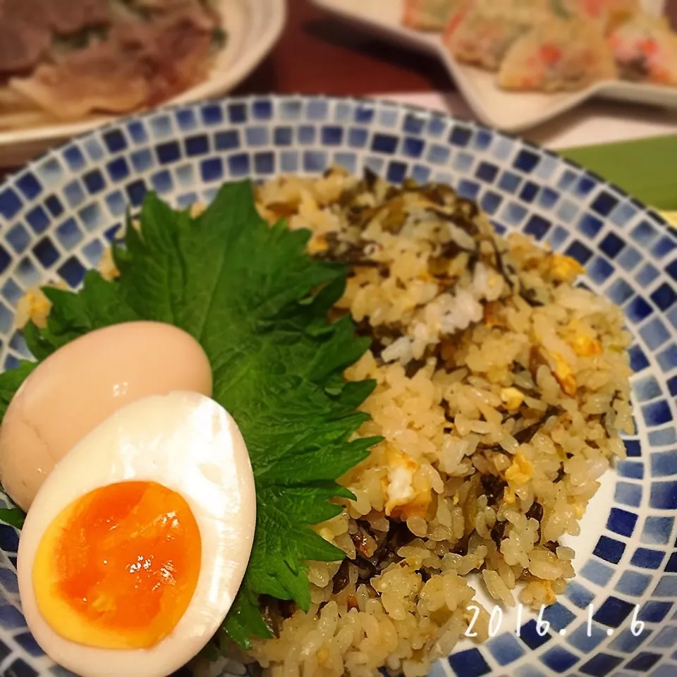 Snapdishの料理写真:高菜明太チャーハン 味玉付き|さくらさん