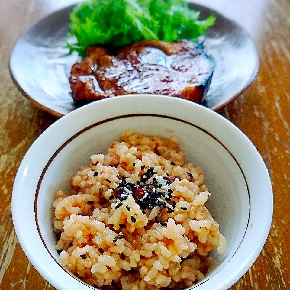 赤飯と豚のステーキ|プチテンよすさん