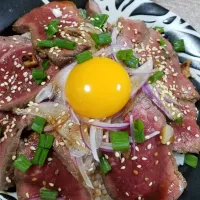 Snapdishの料理写真:ローストビーフ丼|かずよさん