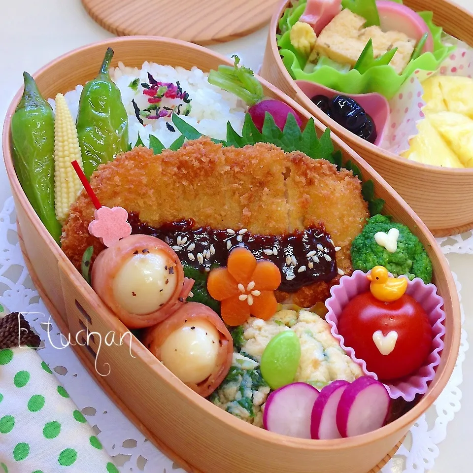 Snapdishの料理写真:主人の夜勤弁当♡味噌カツでがっつり〜♪|★えっちゃん★さん