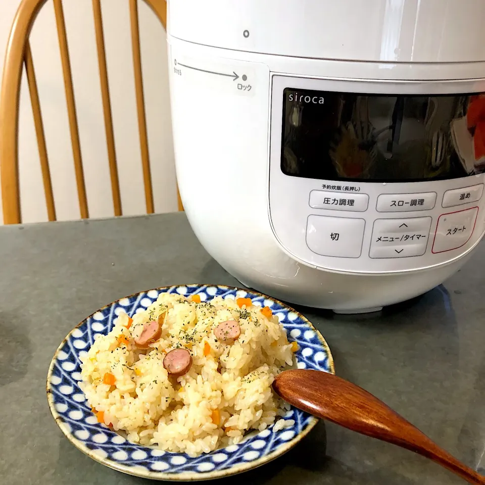 Snapdishの料理写真:カレーピラフ😋|nao子さん