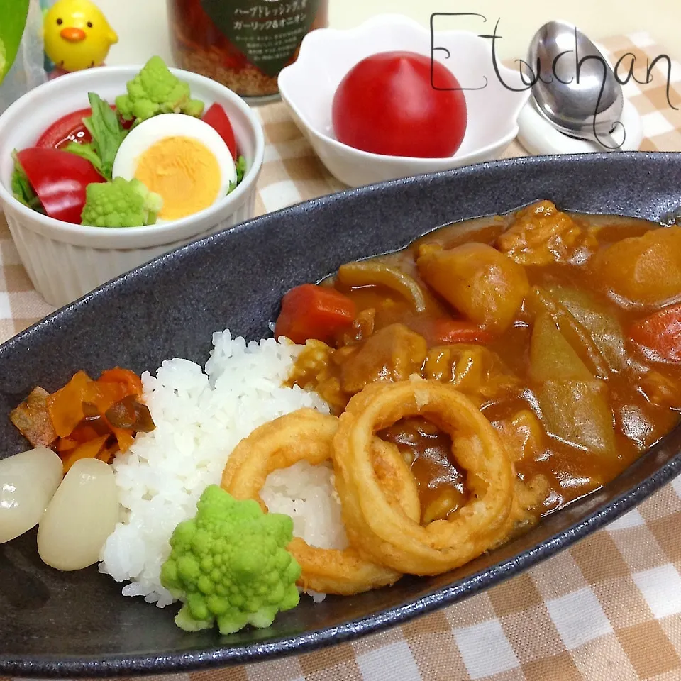 Snapdishの料理写真:カレーライスの晩ご飯♡|★えっちゃん★さん