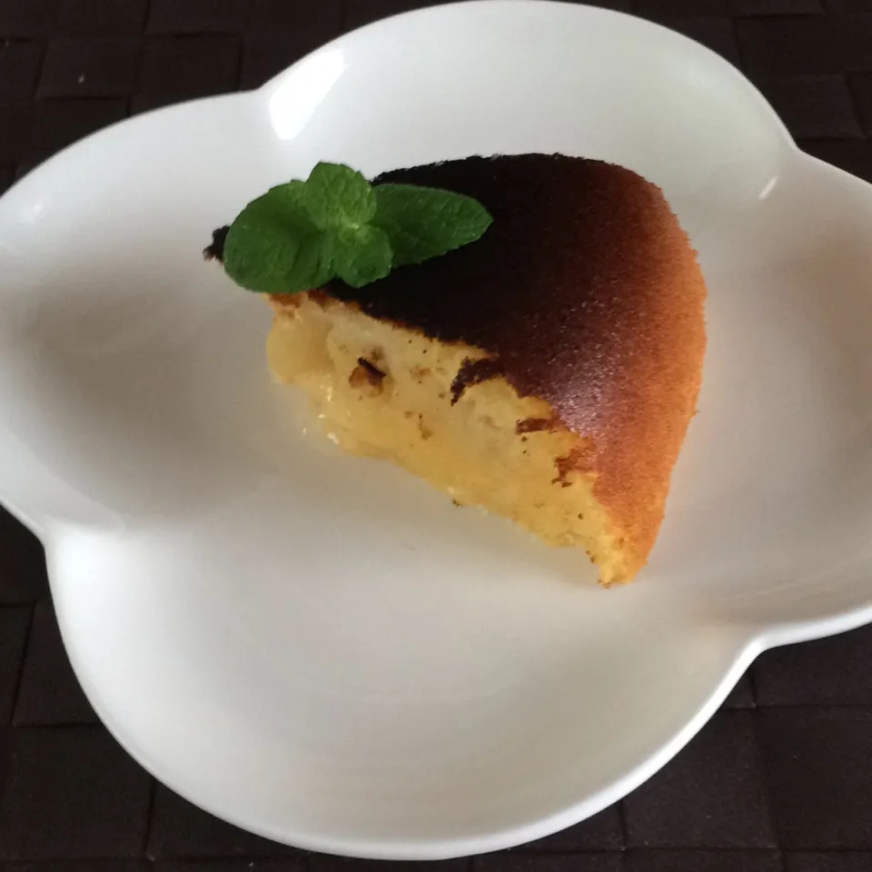 Snapdishの料理写真:炊飯器ケーキ|みかんさん