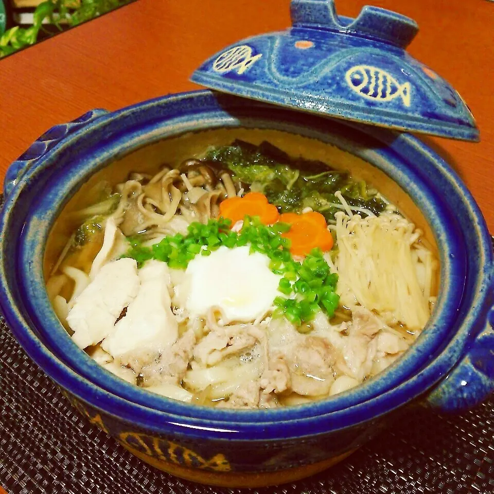 肌寒いと恋しくなる！鍋焼きうどん|みっぷんさん