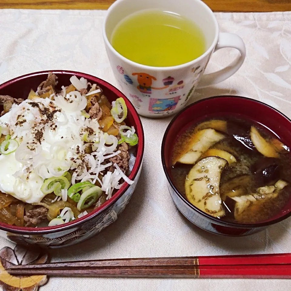 10/3の晩御飯 牛丼|卯月さん