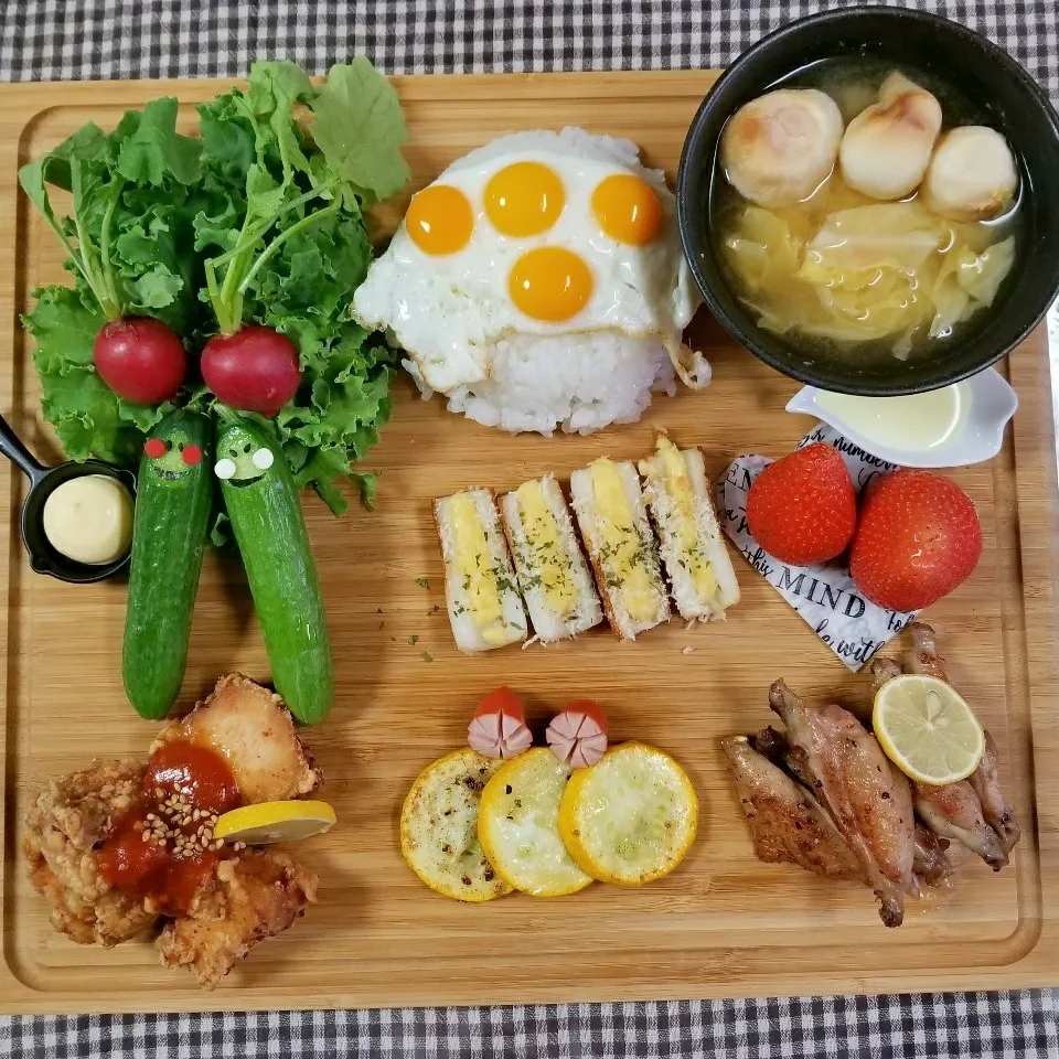 Snapdishの料理写真:ワンプレート朝食|happy♥️happyさん