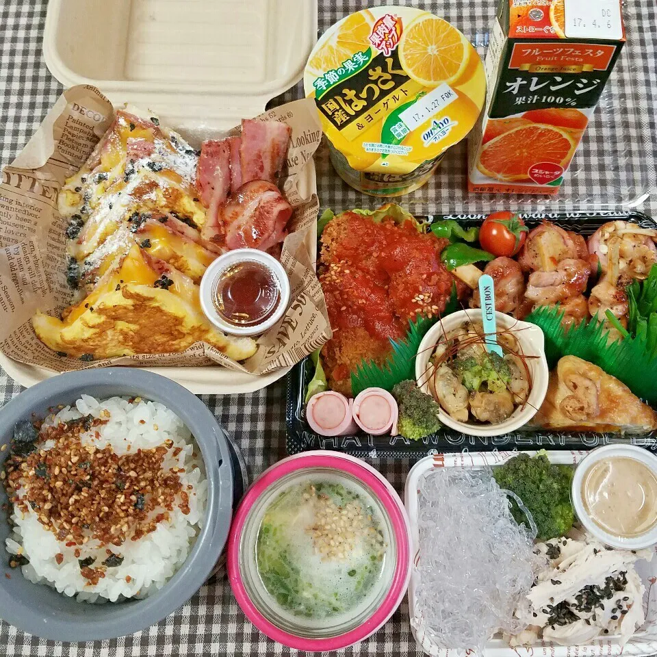 Snapdishの料理写真:チキンかつガーリックソースとベーコンの豆乳フレンチトースト|happy♥️happyさん