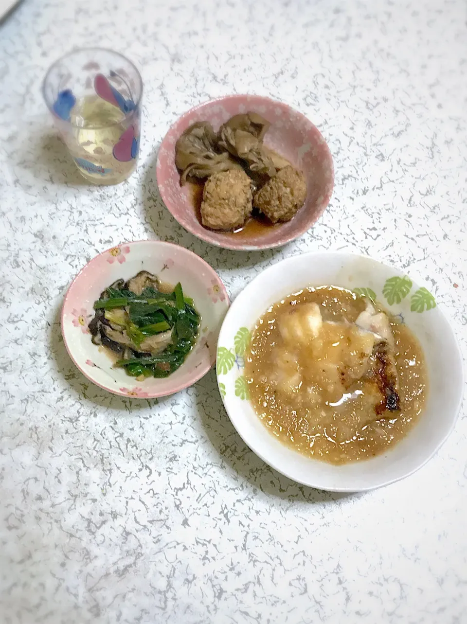 鶏団子と舞茸の和風煮・ほうれん草と椎茸の中華お浸し・鱈のみぞれ煮|波瑠 燐華さん