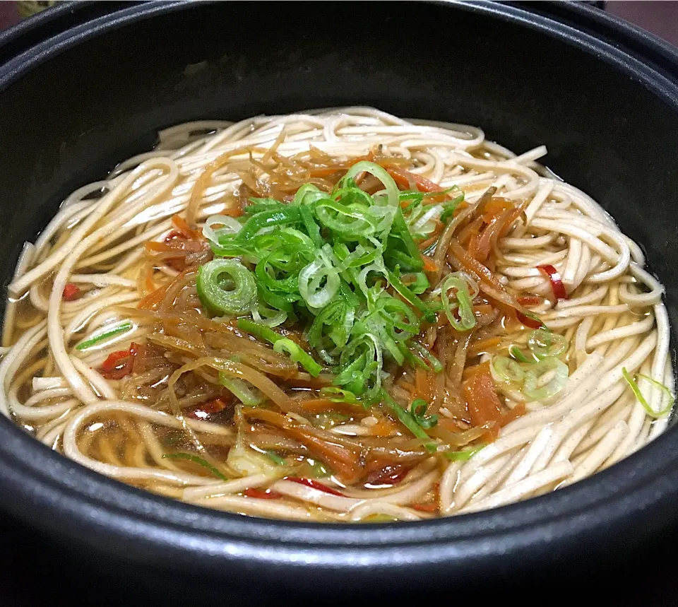 宿ぐらしの朝ごはん☀️☀️☀️
きんぴら蕎麦|ぽんたさん