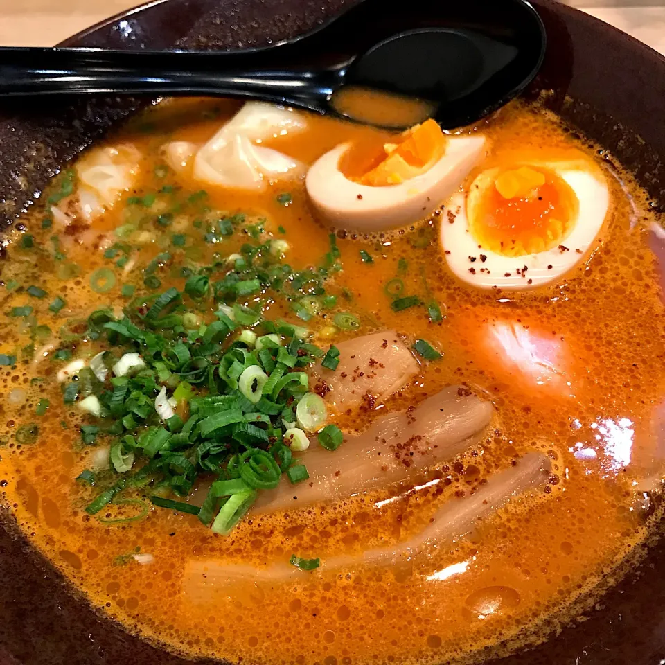 濃厚海老だしスープのラーメン|ともこさん