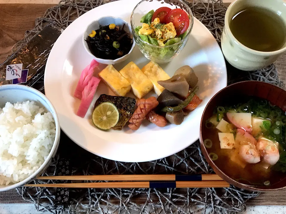 今日の朝食和〜🍚|harutomomariさん