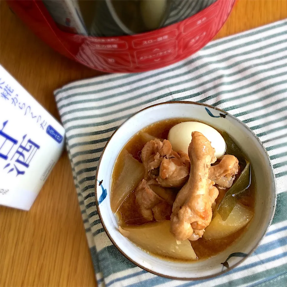 鶏手羽元と大根の甘酒煮|むぎこさん