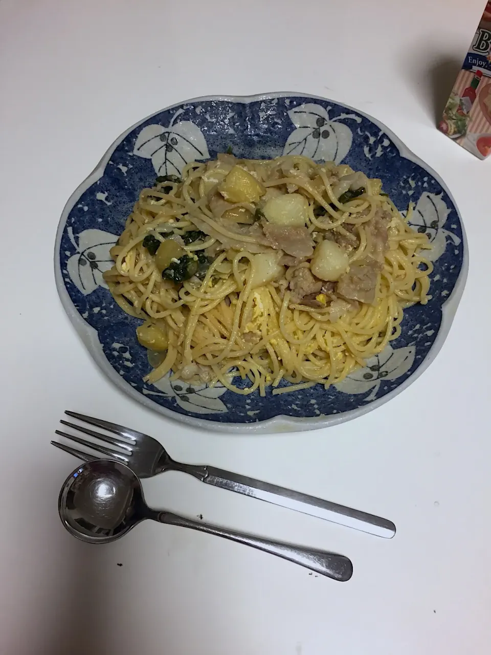 Snapdishの料理写真:チキンブイヨンパスタ|takarinさん