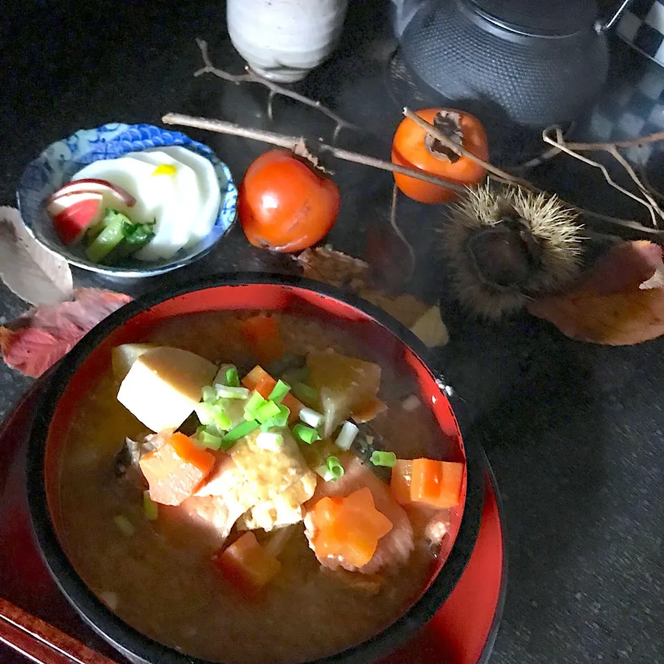 鮭のアラ糀甘酒汁|シュトママさん