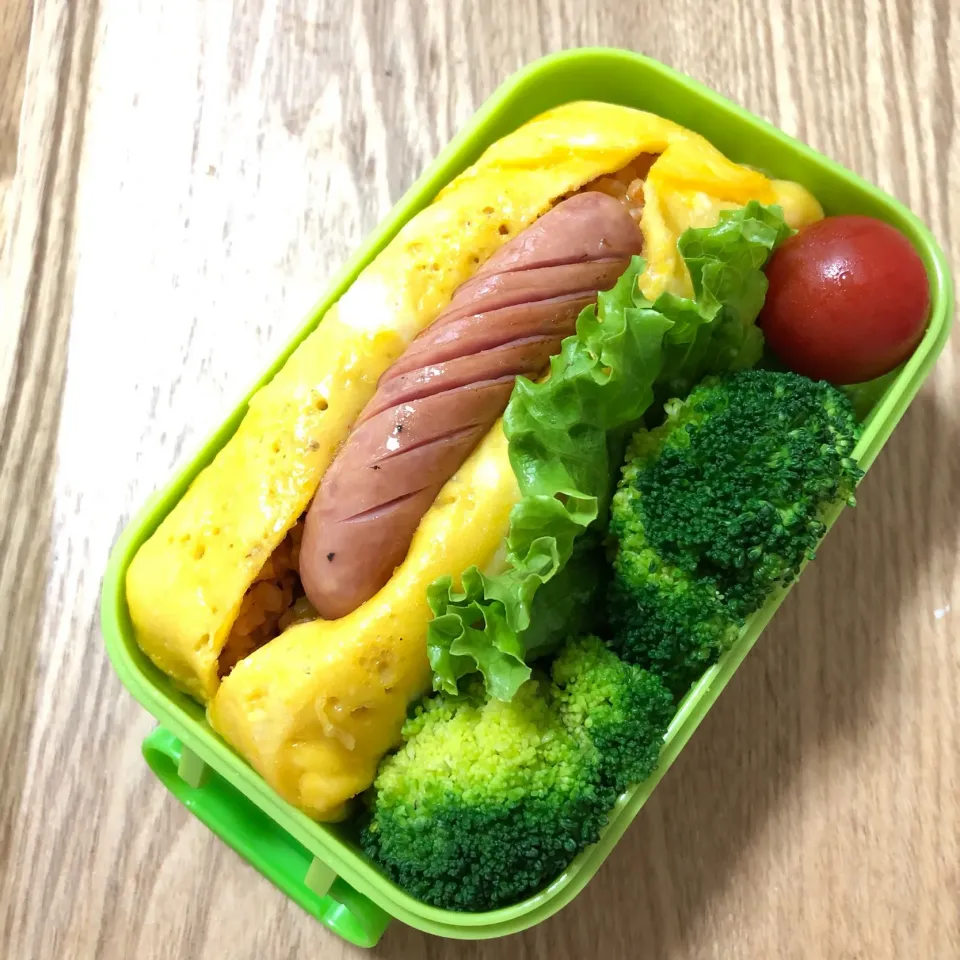 Snapdishの料理写真:高校生お弁当🍙 #高校生お弁当  #オムライス弁当|すずぽんさん