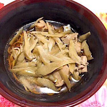 Snapdishの料理写真:ごぼうと鶏肉の年越し蕎麦|ななっちさん