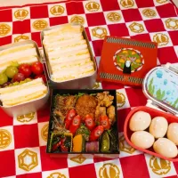 Snapdishの料理写真:お出かけのサンドイッチのお弁当|佐竹サコタンさん