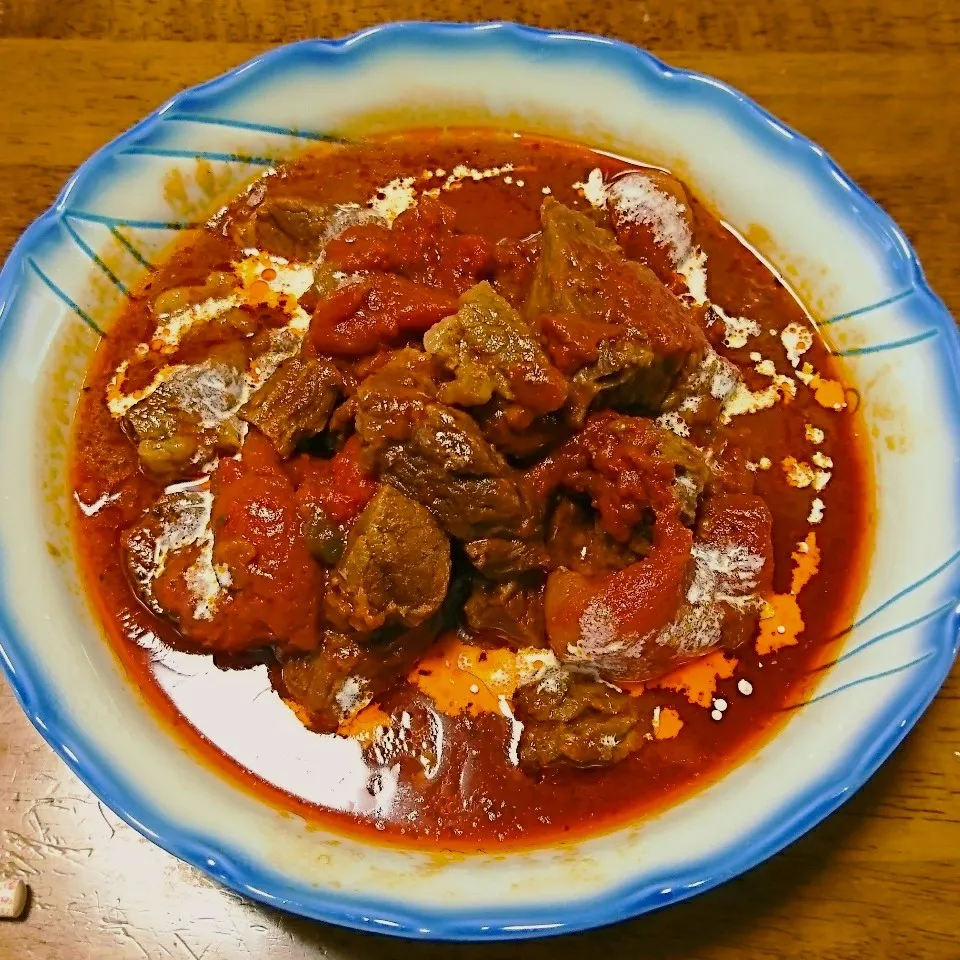 昨日の夕飯😄せろりん♥️さんの牛肉のトマト煮込み♪|よっしー♪さん