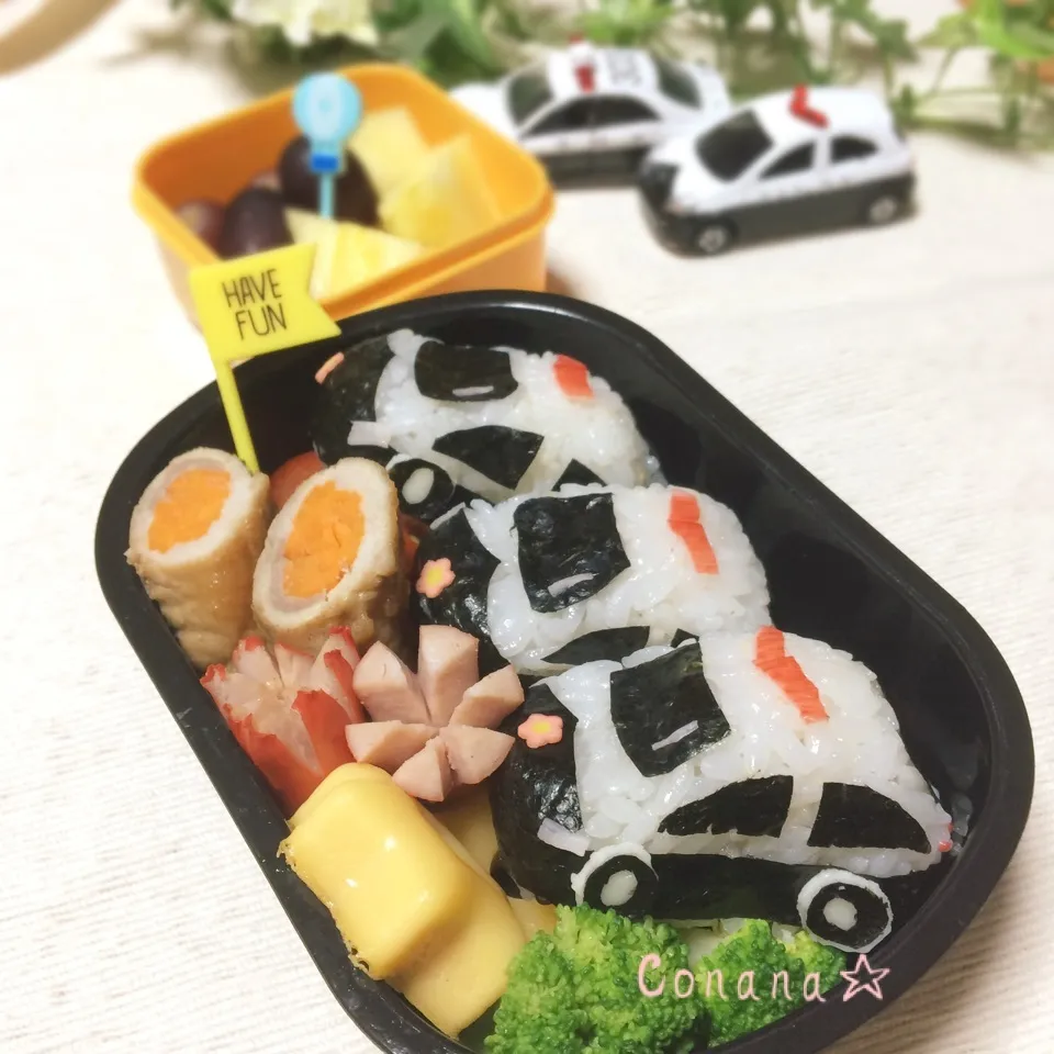 パトカー🚔おにぎり☆お弁当|conanaさん