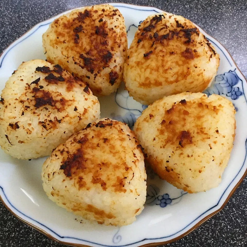 Snapdishの料理写真:またまた焼きおにぎり♪|あゆさん