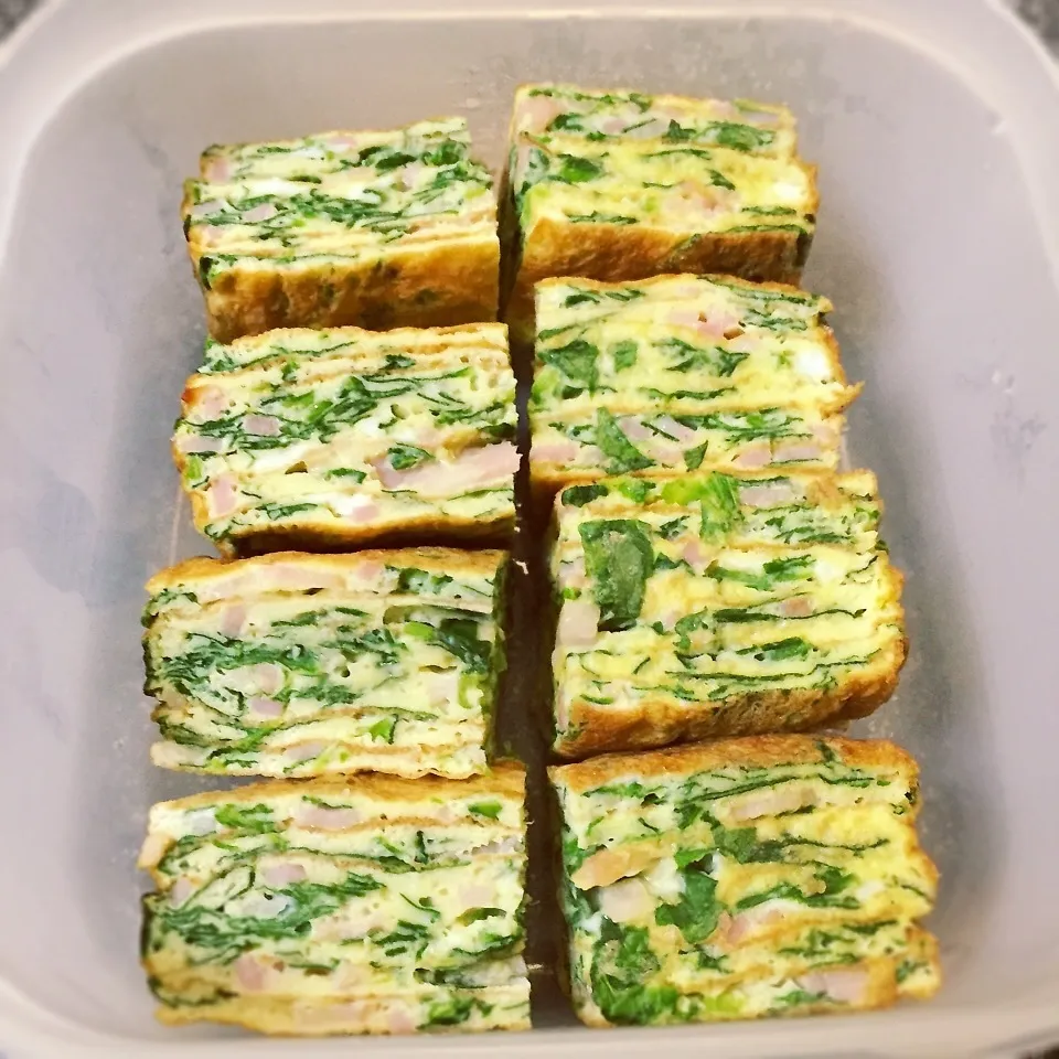 タッパーに作り置き♪ほうれん草とベーコンの卵焼き♪|あゆさん