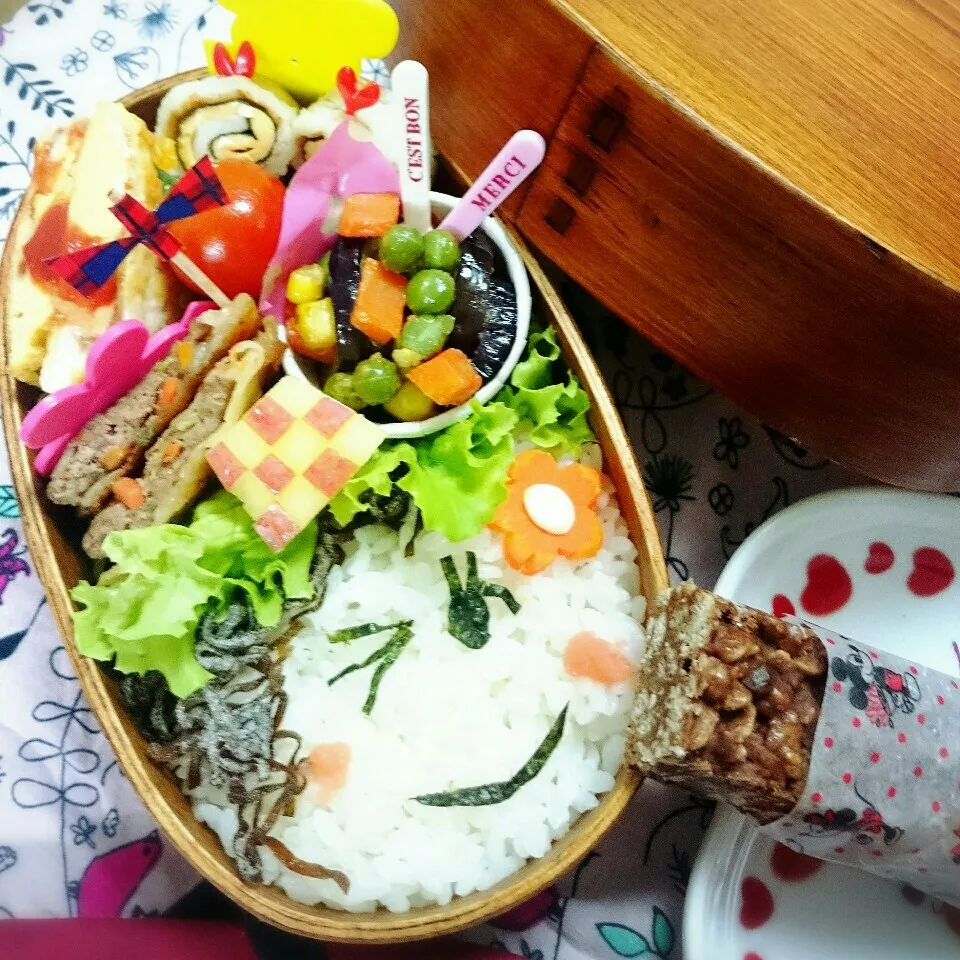 katsunちゃん400投稿おめでとう🎉笑顔でお祝いお弁当|ようさん