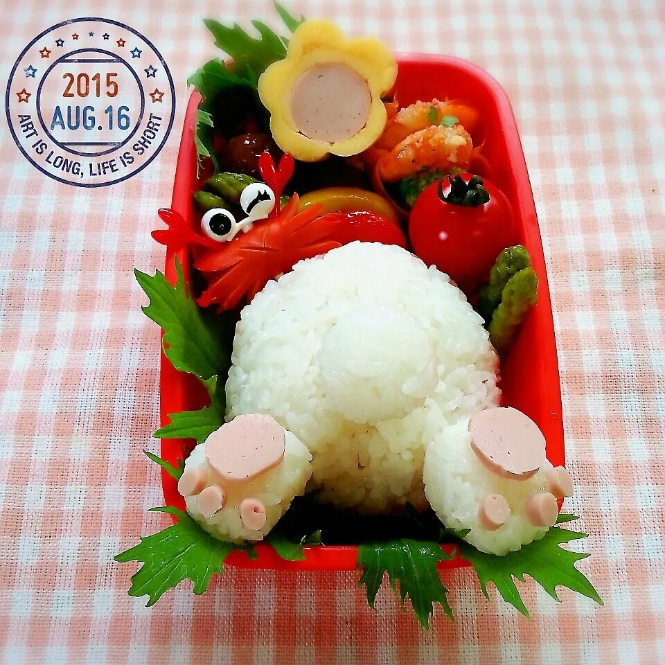 Snapdishの料理写真:ウサギのおしりおにぎり弁当。|ちーぼー。さん