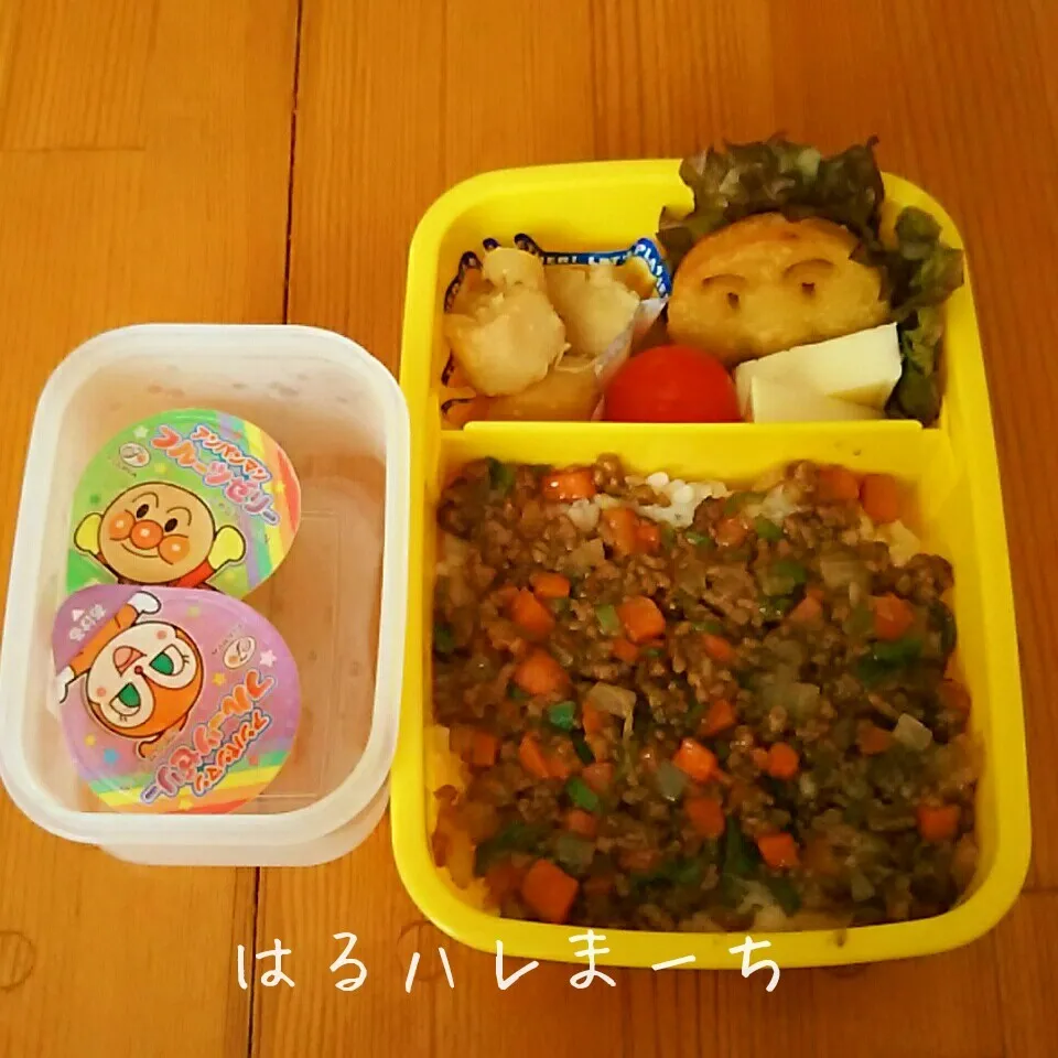 年少さんお弁当☆74日目☆野菜たっぷりキーマカレー|桂華-kei-さん