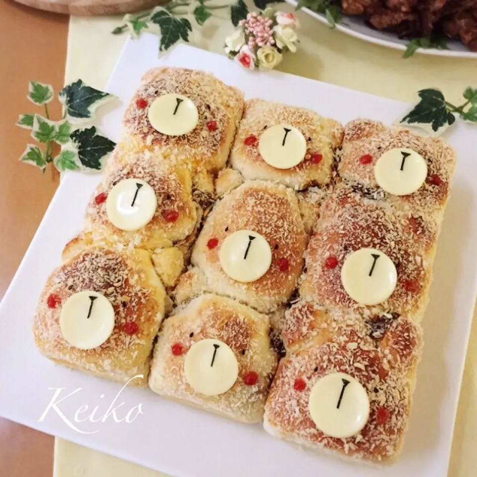 くまちゃんの焼きカレーちぎりパン♡|恵子❤️さん