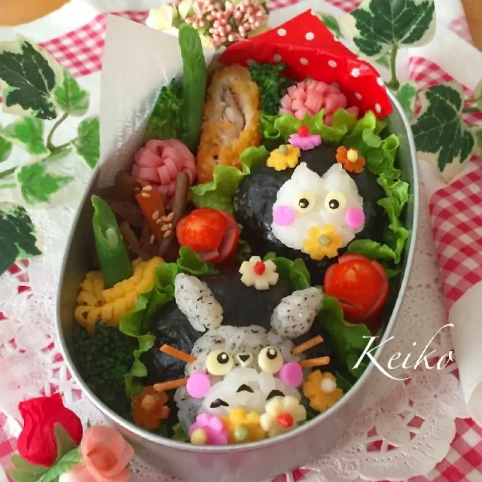 トトロ&小トトロのおにぎり弁当.｡.:*♡|恵子❤️さん