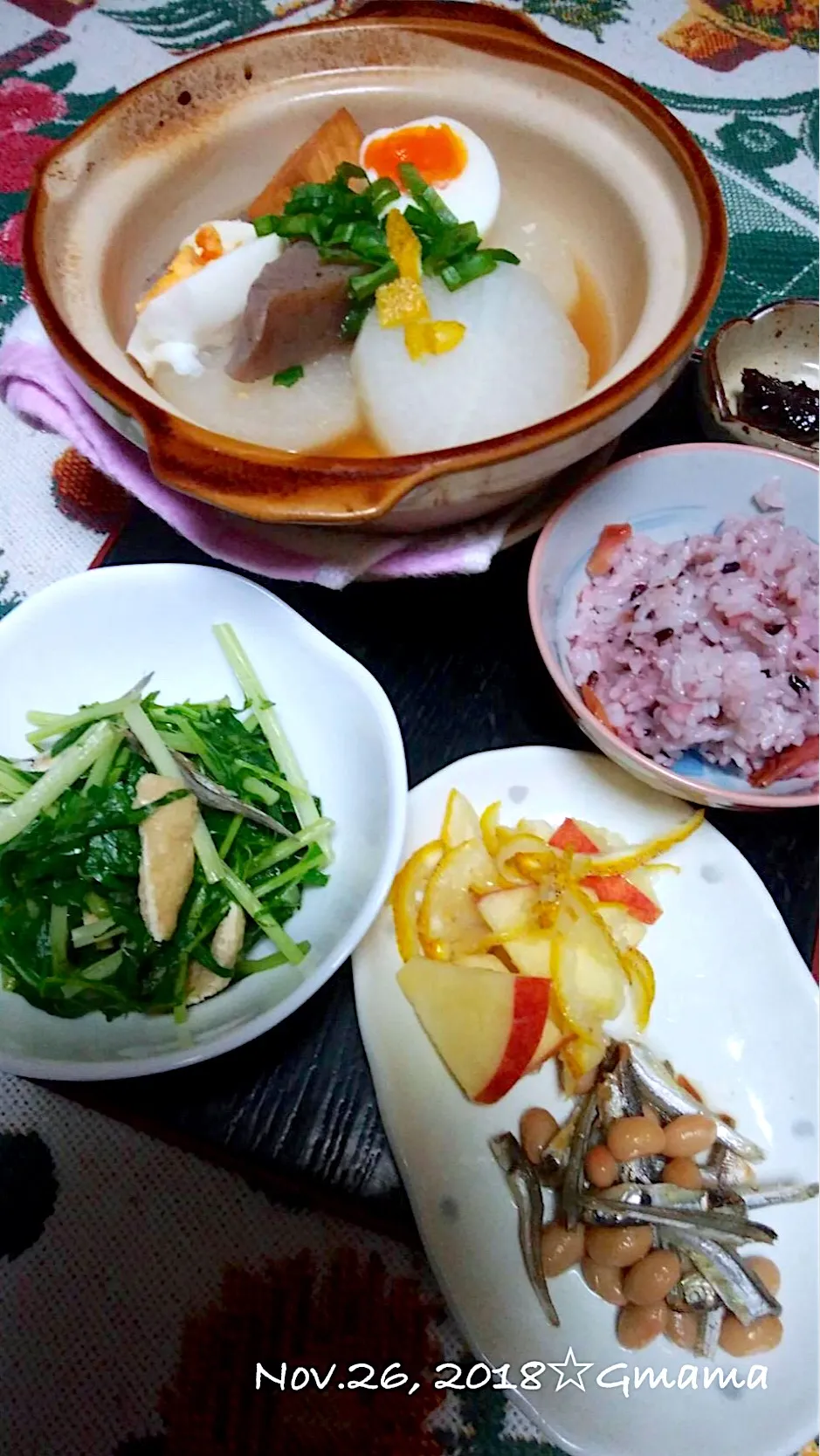 Gママのばんごはん🍚 今夜はふろふき大根に水菜の煮物です。少し…おちょこに一杯🍶|kaoriさん