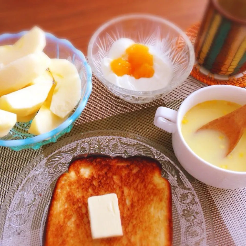 久々のお休みで朝ごはん。|ponyo-kokeshiさん