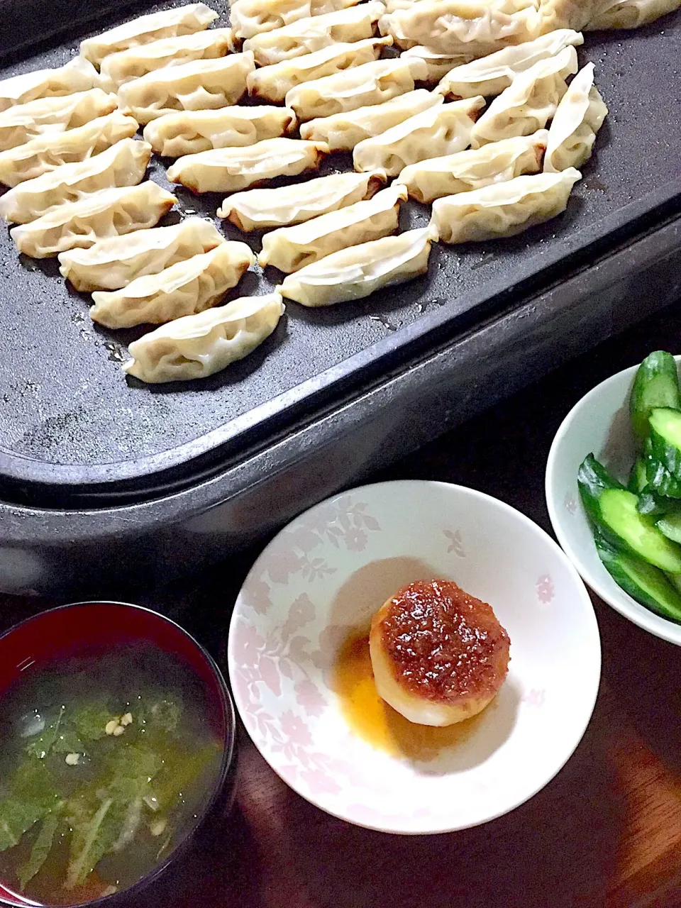 餃子    ふろふき大根味噌ダレ    胡瓜の糠漬け   味噌汁|掛谷節子さん