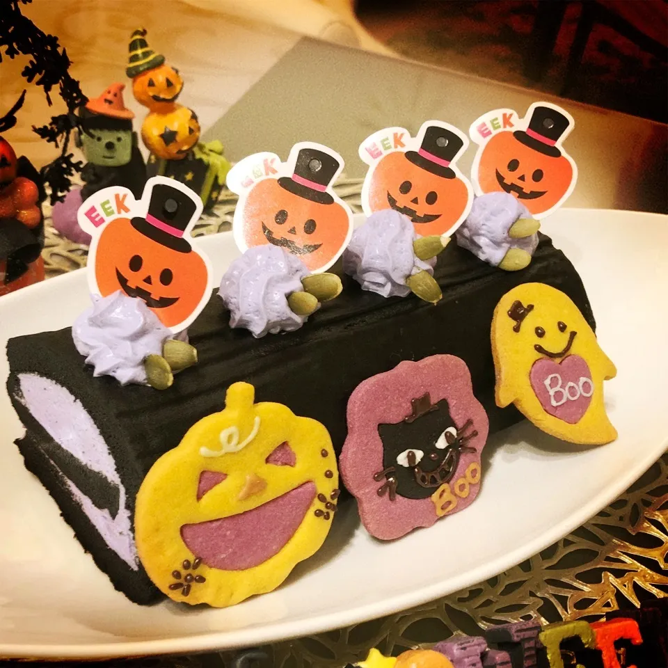 ハロウィン風ロールケーキ🎃👻|kayononさん