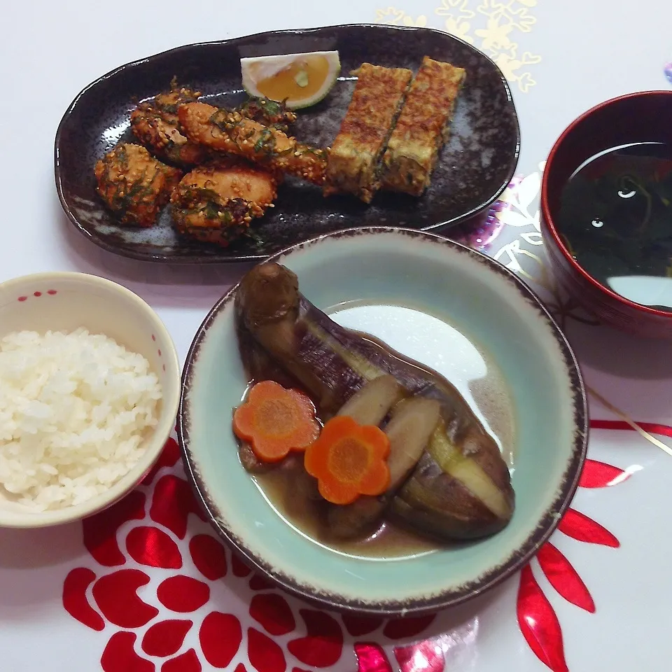 鶏胸肉の梅しそゴマ揚げと茄子の丸ごと煮の夕飯|みかりんさん