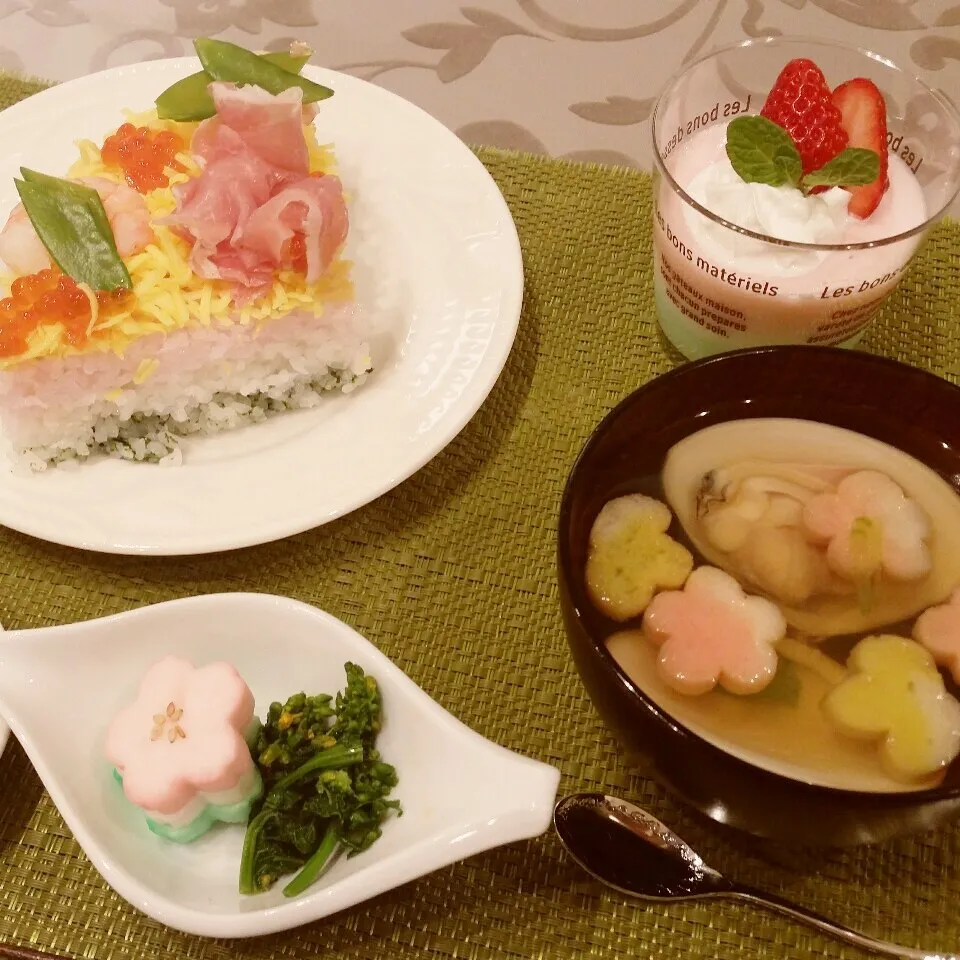 Snapdishの料理写真:我が家のひな祭りメニュー♥|kayononさん