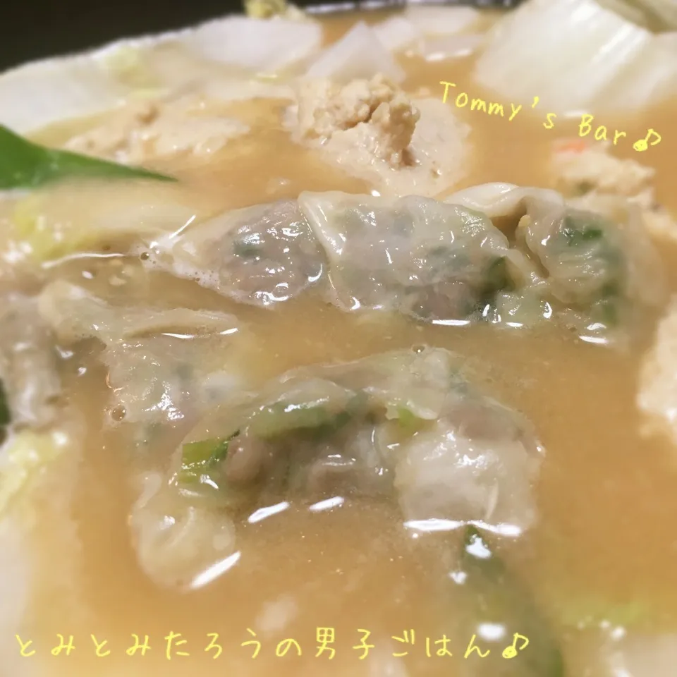 芽子ニンニク入りな餃子✖︎鶏団子味噌なべ〜♪|とみとみたろうの男子ごはん♪さん