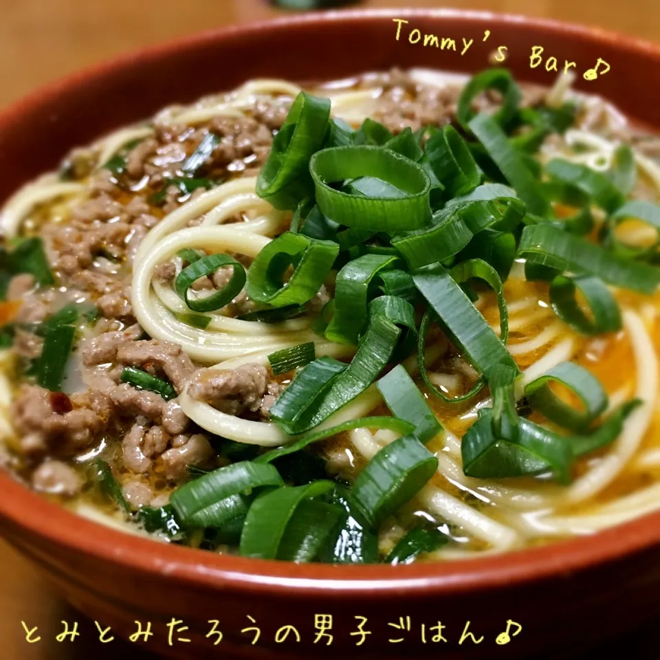 ネギ入り！台湾豚骨ラーメン♪|とみとみたろうの男子ごはん♪さん