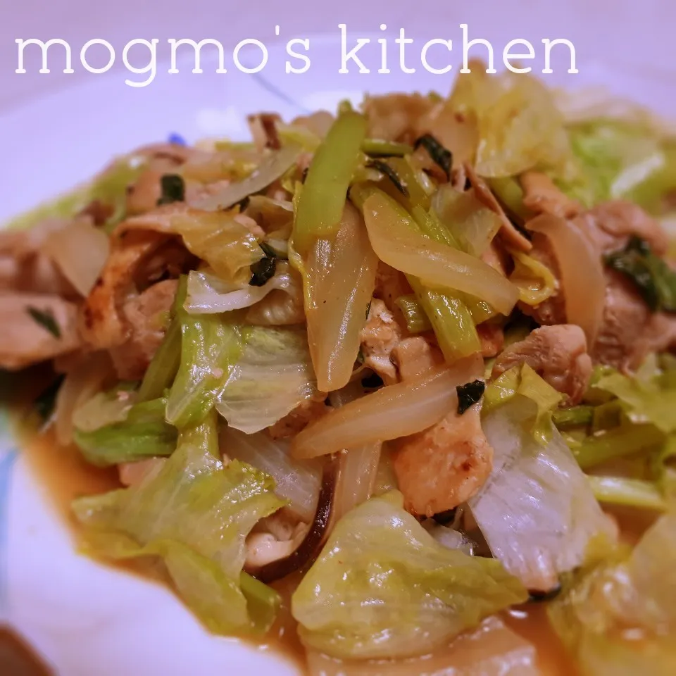 ガッツリ&サッパリ♪鶏肉とシャキシャキ野菜の塩炒めレモン風味|mogmoさん