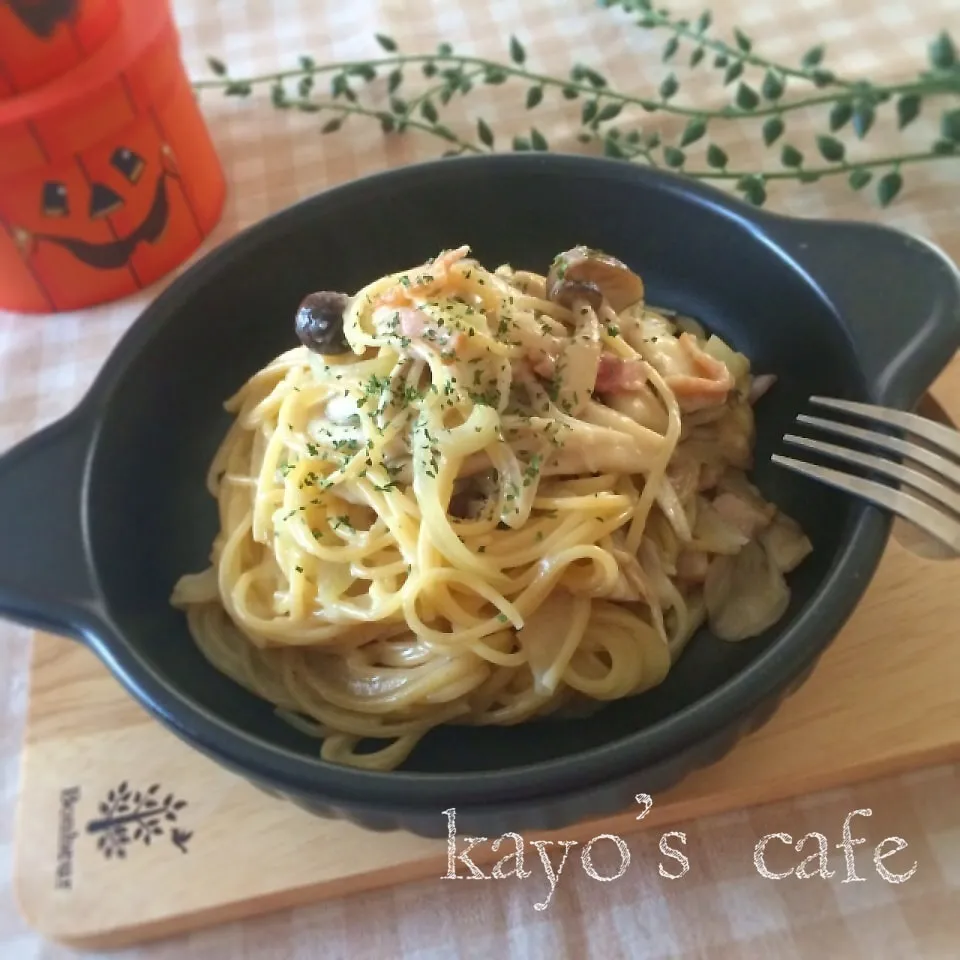 Snapdishの料理写真:生クリームなし♪きのこのクリームパスタ|kayopyさん