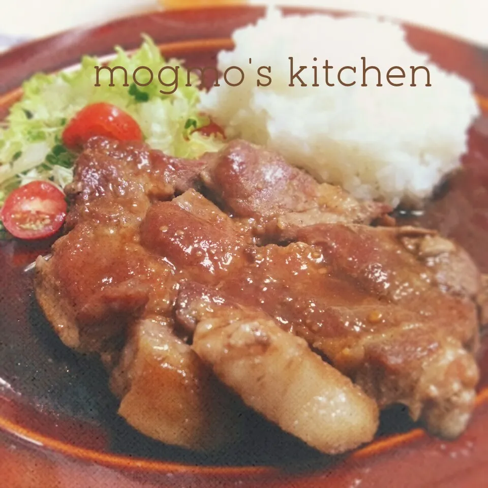 Snapdishの料理写真:家族大絶賛♪特製ダレでご飯が進む♪我が家の豚テキ|mogmoさん