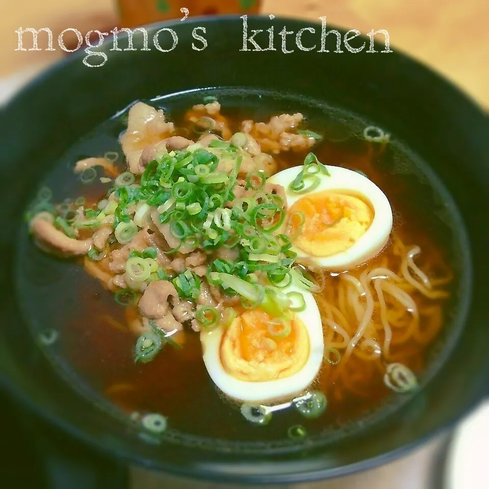 自家製ラーメンスープ&簡単 豚こまチャーシュー♪醤油ラーメン|mogmoさん