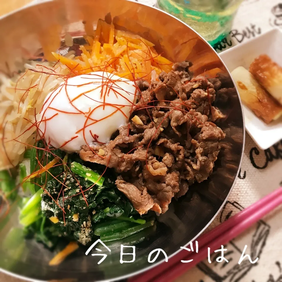 ビビンバ丼、チーズちくわ⭐︎|kaokaoさん