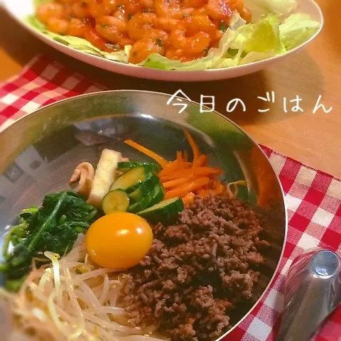 ビビンバ丼とエビチリ⭐︎|kaokaoさん