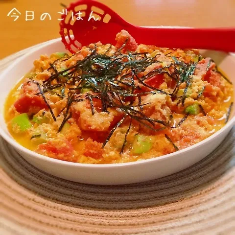 トマ玉炒め、チーズとめんつゆかけて⭐︎|kaokaoさん